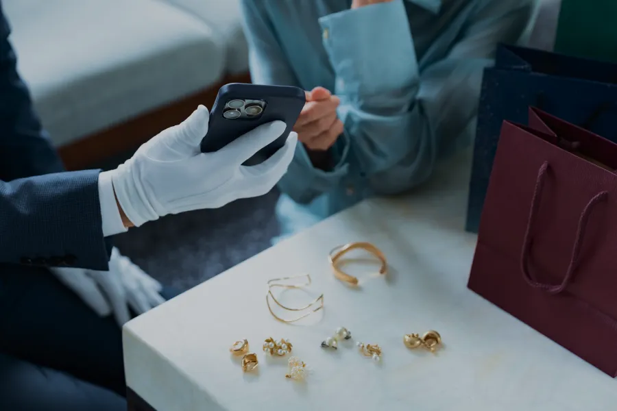 出張査定の様子